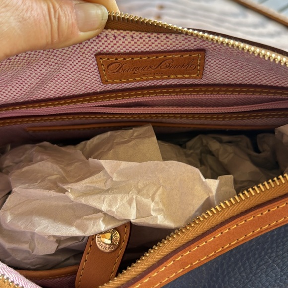 Dooney & Bourke purse - Picture 5 of 7